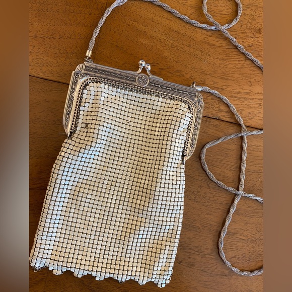 COMING SOON!! Rare Vintage Whiting & Davis Charlie Chaplin Mesh Bag 🎩 - Picture 10 of 16